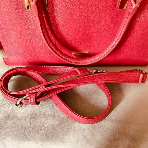 Guess Red Structured Satchel Gold Detail  Hardware - Crossbody Bag - Picture 5 of 6